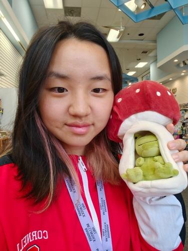 Hannah Zhou's profile picture